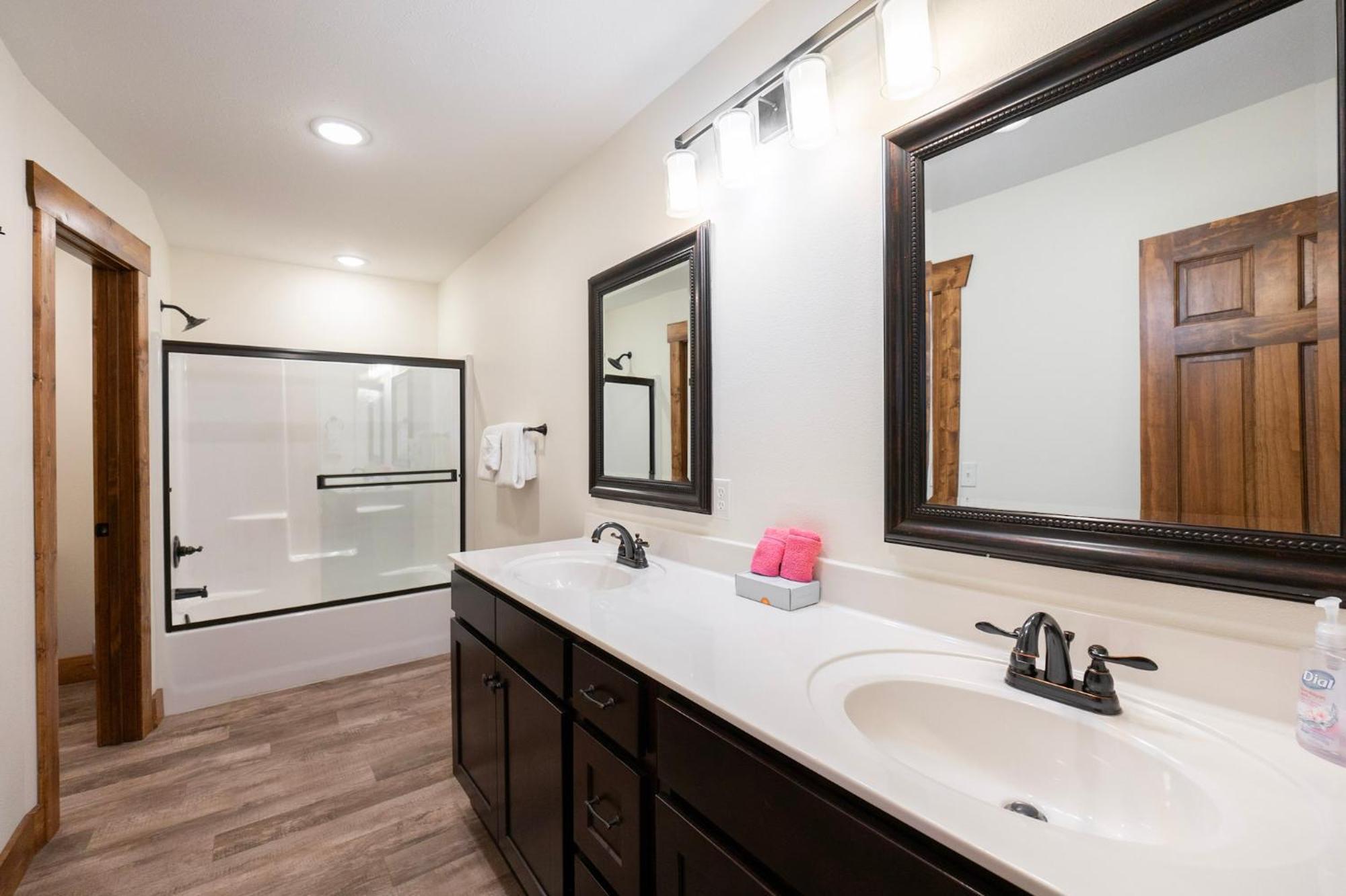 3Bd Walk-In Near Silver Dollar City - Game Room - Pool - Free Tickets Included - Rr-93B برانسون المظهر الخارجي الصورة
